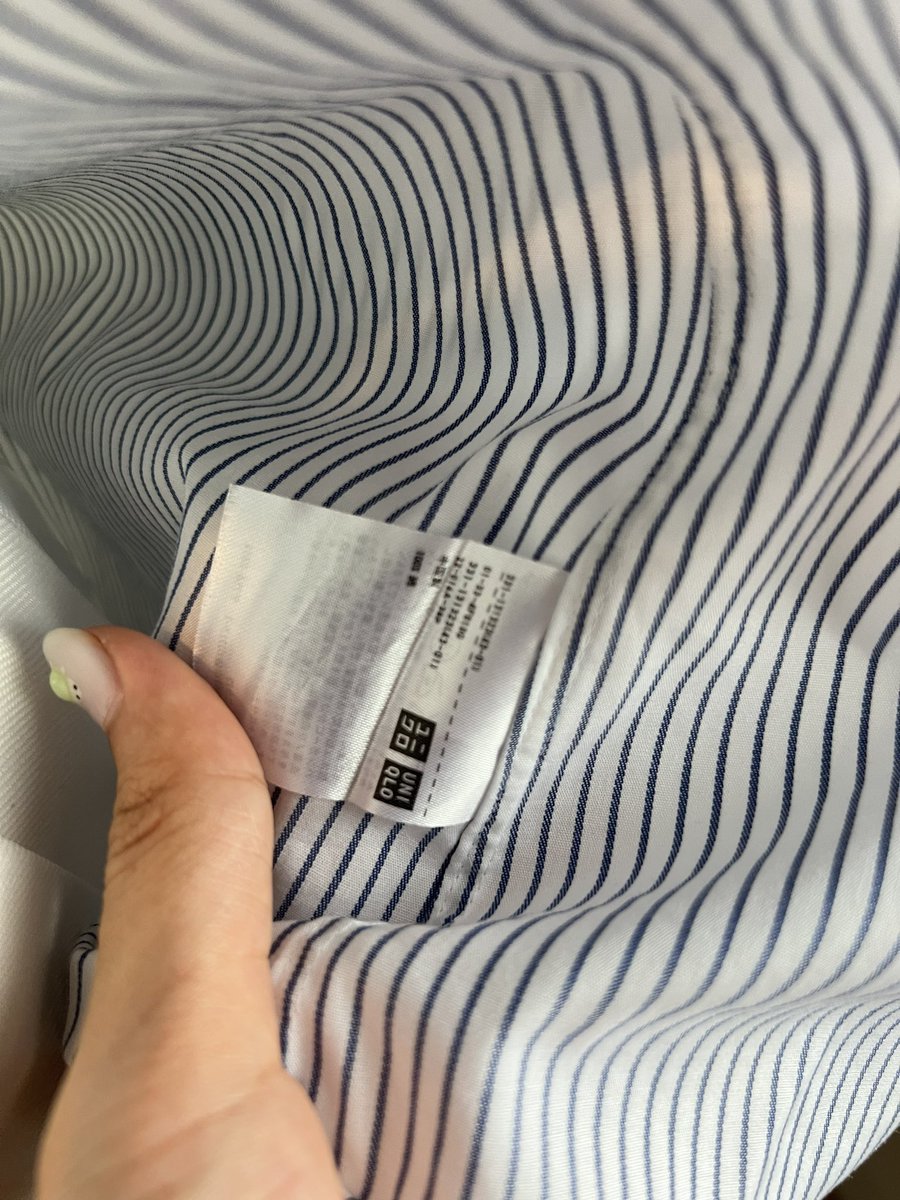 518hdayb's tweet photo. เชิ้ตUniqlo รุ่นSlim Fit 💯 Size: S
ลายทางใส่ทำงานได้ เป็นเสื้อคลุมไปคาเฟ่ได้
อก: 36”
ยาว: 26”

Price: 99.- (ราคาช็อป990+)

🛒สั่งซื้อทางdm/ไลน์ได้เลยค่ะ: @𝟧𝟣𝟪𝗁𝖽𝖺𝗒𝖻 

#เสื้อผ้ามือสอง #เสื้อผ้าญี่ปุ่นมือสอง #ยูนิโคล่มือสอง #ส่งต่อเสื้อผ้ามือ2 #ส่งต่อเสื้อผ้า #Uniqloมือสอง https://t.co/wy7BrkjCmF