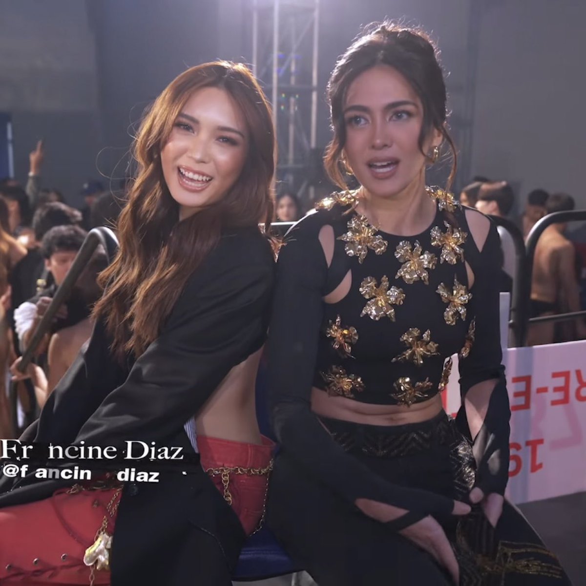 aagupied's tweet image. tasha with francine 🩶