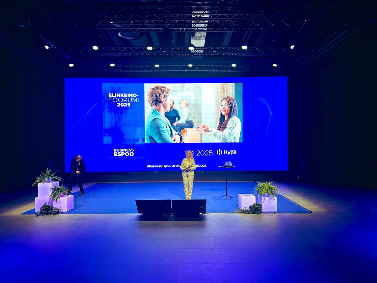 Espoon toimistomme johtaja <a href="/SaijaAikas/">Saija Äikäs 🇺🇦</a> avaa #BusinessEspoo #Elinkeinofoorumi2025:n.
Ketju.