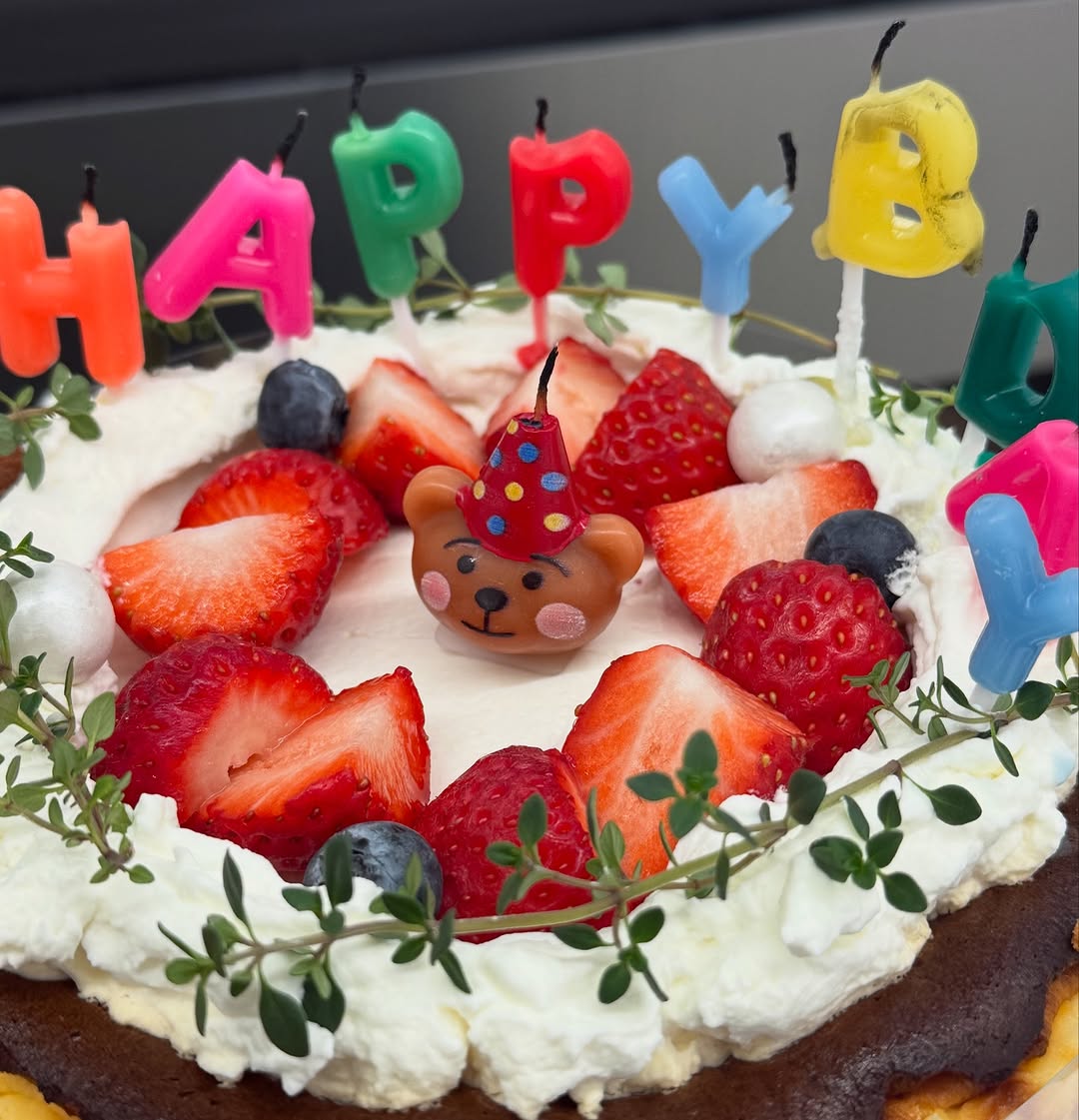 choisumint's tweet photo. I breathe, and gain another year older. https://t.co/VAbfK7BKUB