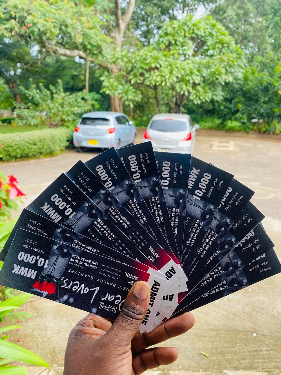 AlipoAndrewsII's tweet photo. Dear Lovers in Blantyre at Joe’s Bakery!🚨🔥

Tickets are going at K10,000 only: Available at Joe’s Bakery and on https://t.co/nYG7uZzssf

RT for awareness!🙏🏽 https://t.co/9URJJCTrmi