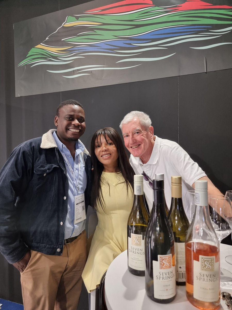 Lovely to catch up with Zimbabwean sommelier Tawanda Marume at <a href="/Vinitaly_Verona/">Vinitaly Verona</a> yesterday