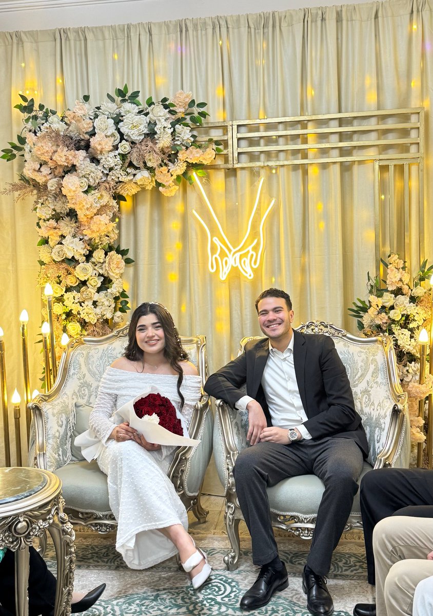 TaghreedSameh's tweet photo. ضوءك كان كافياً لأطمئن وألمَع! ✨♥️ https://t.co/3oi3fdGUPL