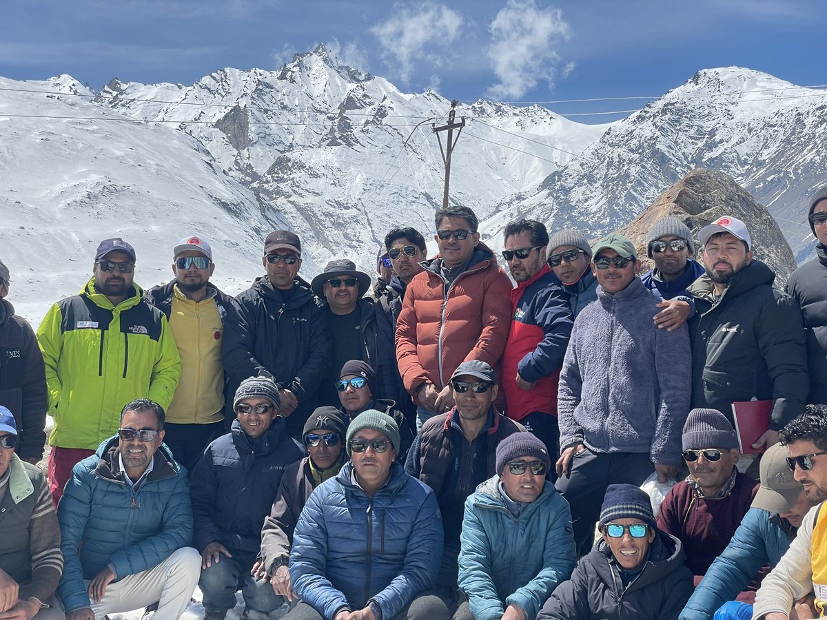 LadakhSki's tweet photo. The Ladakh Ski and Snowboard Association (LSSA) meeting with Zanskar members and Ating locals.

Aimed to Overview of Winter Activities,New Memberships ,training,Selection Trials Skiing Courses.
LSSA assured support for uplifting Zanskar in winter sports.
@airnewskargil 
@zankskar https://t.co/DnZxMk4J9W