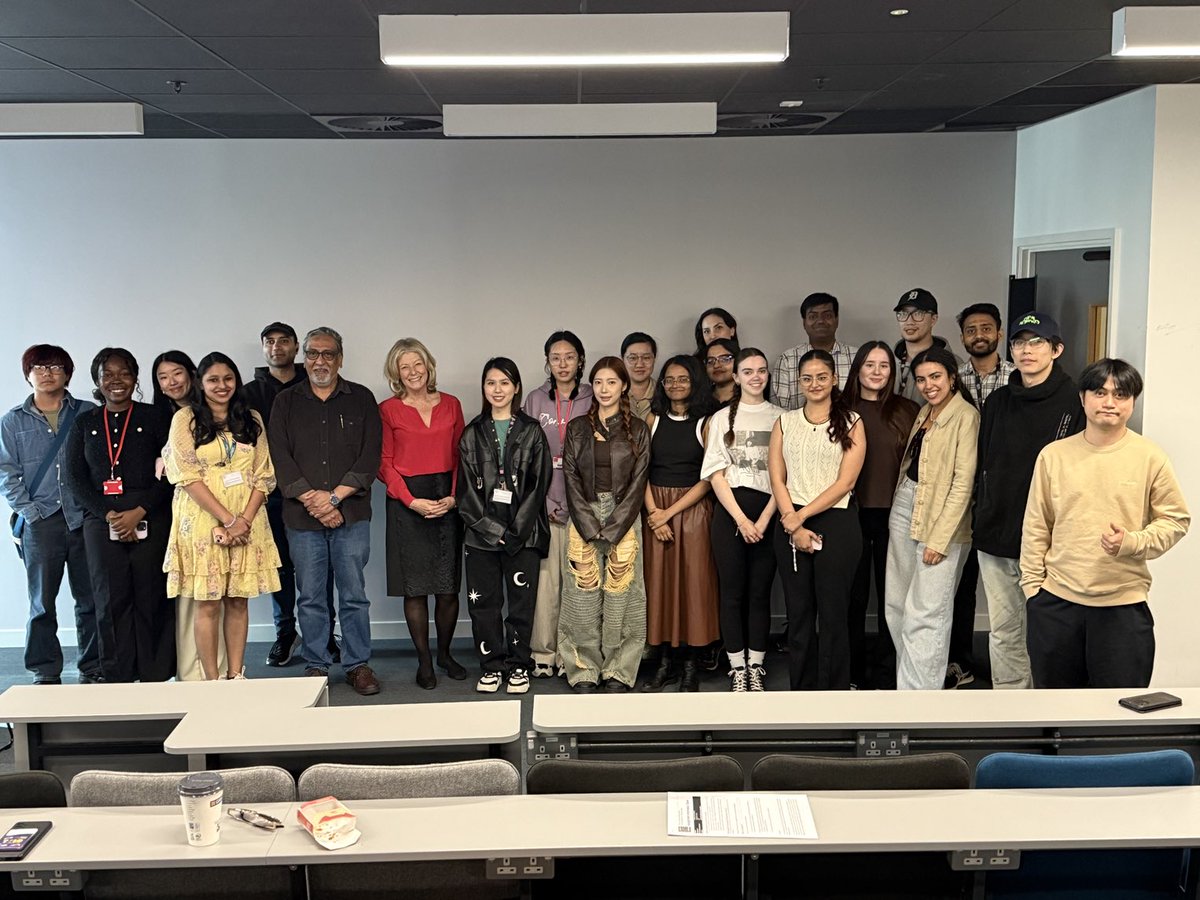 Laura Trevelyan (@lauratrevelyan) on Twitter photo What a time to be studying for an MA in journalism! Delighted to meet the students <a href="/cardiffuni/">Cardiff University</a> <a href="/CardiffJomec/">JOMEC @ Cardiff Uni</a> and to take your perceptive and thoughtful questions. Thrilled to be back in Cardiff, this time with the great honour of being the University’s Chancellor. What a time to be studying for an MA in journalism! Delighted to meet the students <a href="/cardiffuni/">Cardiff University</a> <a href="/CardiffJomec/">JOMEC @ Cardiff Uni</a> and to take your perceptive and thoughtful questions. Thrilled to be back in Cardiff, this time with the great honour of being the University’s Chancellor.