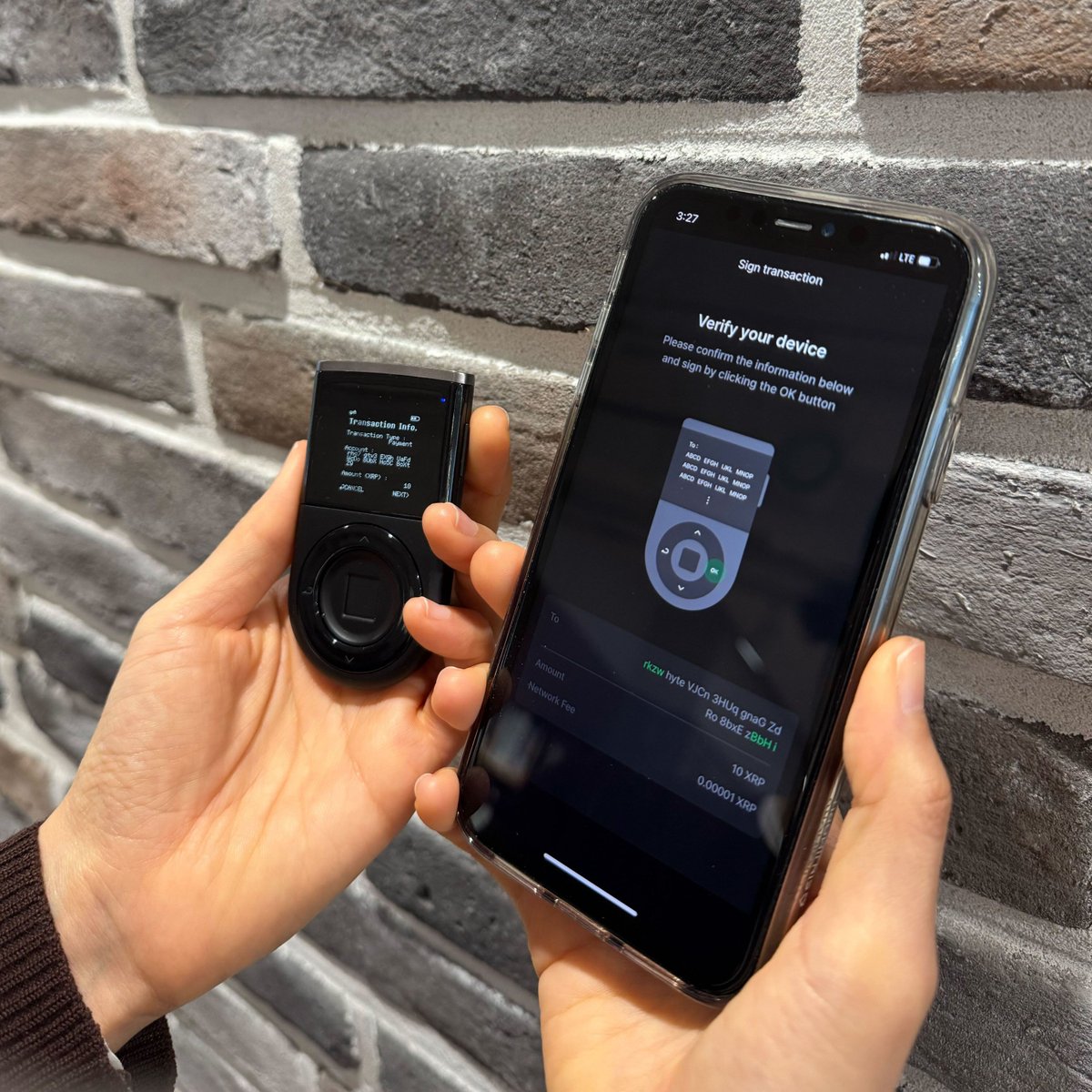 DCENTWALLETS's tweet photo. Why do you need a hardware wallet with a display?

Because trust should never be blind.

A screen lets you verify exactly what you're signing—before it's too late. No assumptions. No hidden surprises.

If your wallet can't show you the full picture, it's not protecting you.🔒

#Coldwallet #Crypto