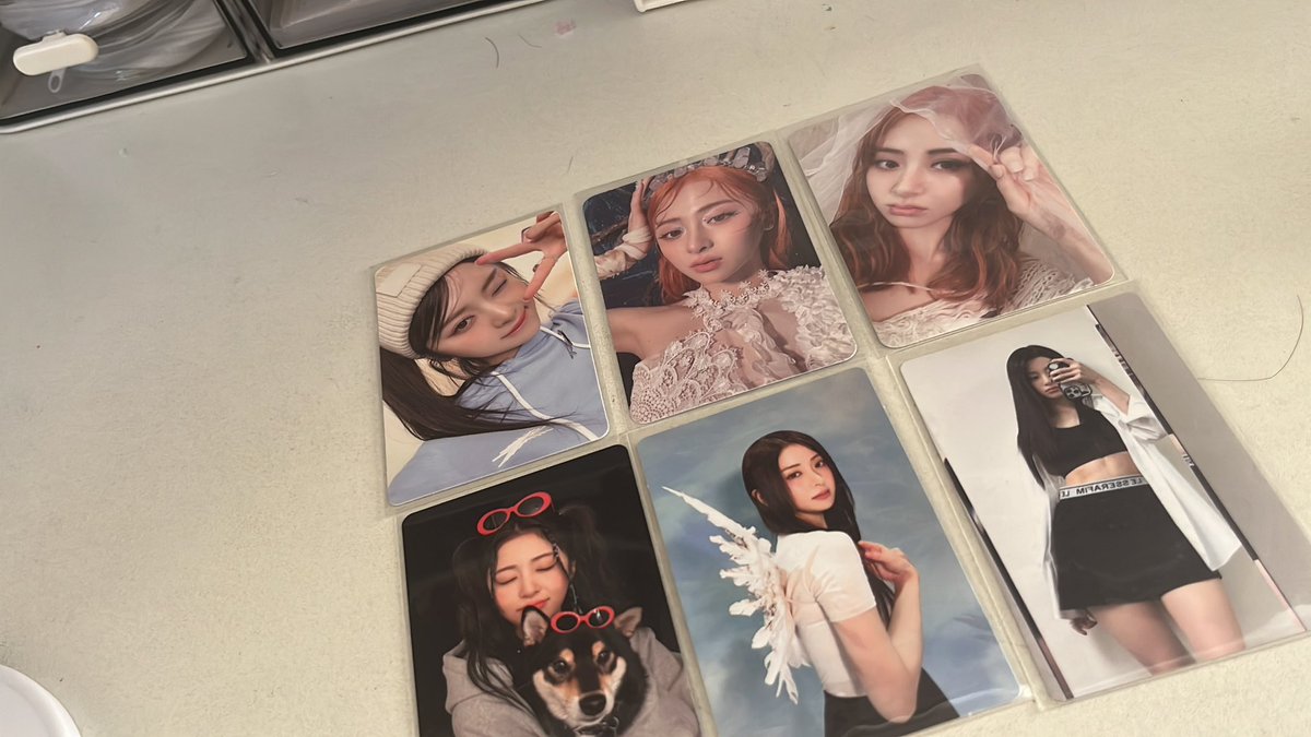 wts lfb ph #seokka_sells
yunjin le sserafim pcs ₱ on alt
- onhand
- mint condi
