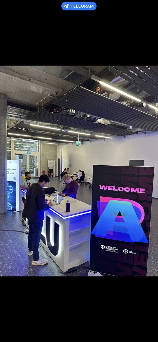 PolkaBiz's tweet image. Yesterday the students got excellent mentorship from @the_seraya @DrW3RK @nachortti
Now they are ready for the pitch final tomorrow!
And today is another great day at the @AcademyPolkadot