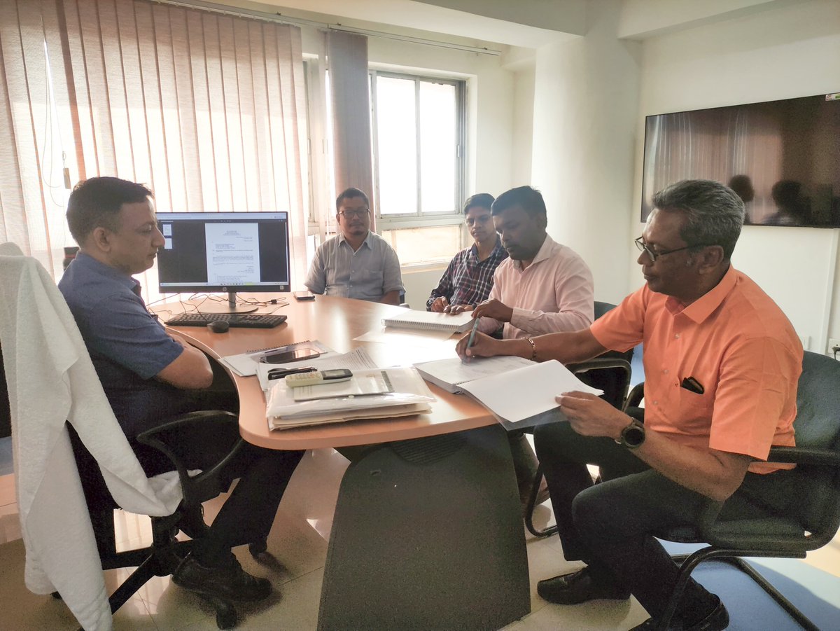 Technology Vertical of Assam LSA issued the  UL-ISP Category 'C' license to SIQESNET Private Limited for Guwahati Service Area on 08-04-2025. The licensee was briefed about the mandatory compliance requirements and other important guidelines.