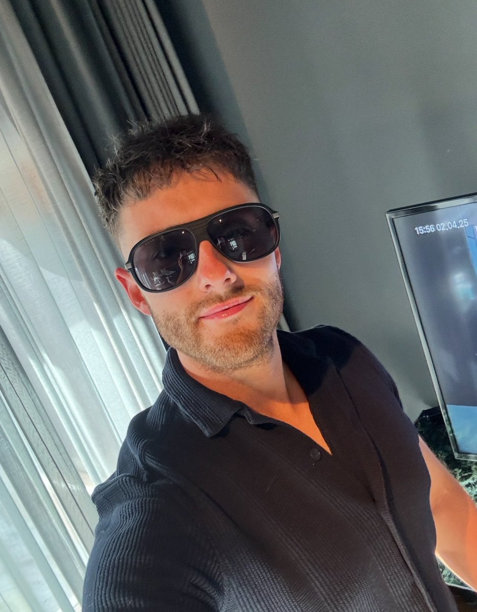 Life won’t always work out how you planned.

And it certainly is rarely easy.

There will be times you feel completely lost.
Curve balls that stop you in your tracks. 
Confusion about what is really best for you…

But every time I pushed through these confusing and challenging