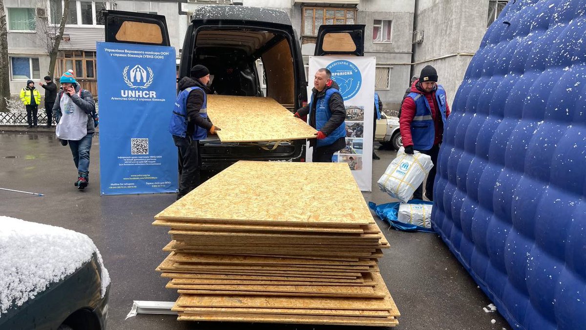 NGO Proliska (@missionproliska) on Twitter photo Emergency response team <a href="/MissionProliska/">NGO Proliska</a> is assisting civilians in Dnipro after a massive drone attack on April 8. 14 injured, dozens of homes damaged. With <a href="/UNHCRUkraine/">UNHCR Ukraine</a> support, we provide shelter kits, essentials, protection counseling & psychosocial aid Emergency response team <a href="/MissionProliska/">NGO Proliska</a> is assisting civilians in Dnipro after a massive drone attack on April 8. 14 injured, dozens of homes damaged. With <a href="/UNHCRUkraine/">UNHCR Ukraine</a> support, we provide shelter kits, essentials, protection counseling & psychosocial aid