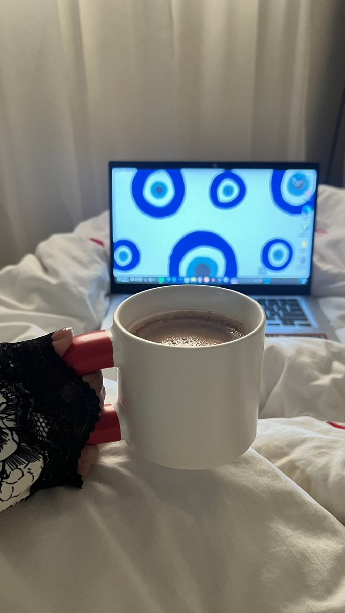 Day in bed 🫱🏻‍🫲🏼