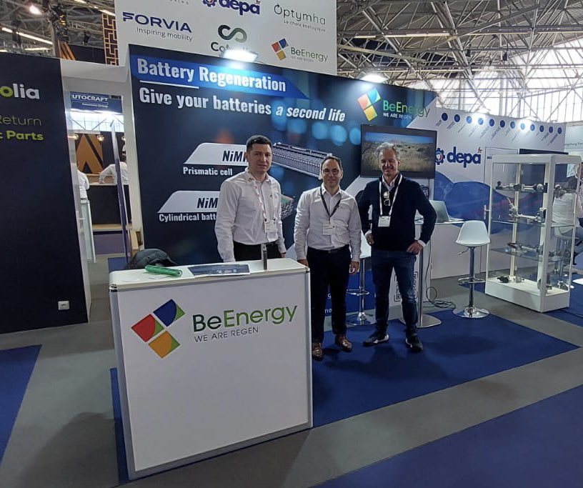 BeEnergyFrance's tweet photo. #REMATEC 
Meet us and régénérate your batteries @RematecShow till thirsday with Bertrand Coste, Mathis Gauthier and @Mbalondrade 
Stop buying your batterie Regenerate them ! 🔋🔄🌱
#battery #nimh #lithium https://t.co/6jmSytj31d