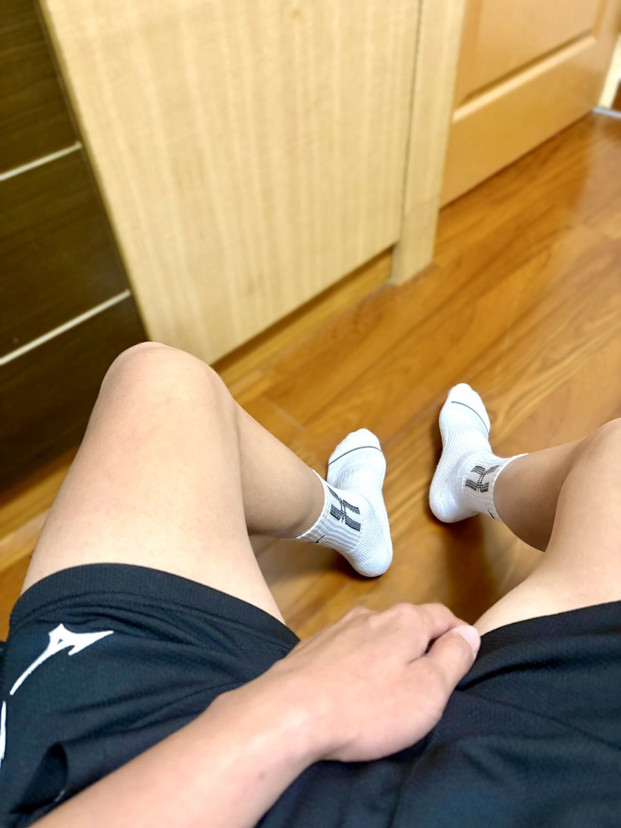Lemecho_Lin_re's tweet photo. 欸幹⋯⋯
好久沒打球了🥺🥺

#白襪排球褲是情趣用品🤔🤔

#索尼大法好 #SONY #A7R4 #攝影 #棚拍 #人像 #tamron #MrSLeather #白襪
#狗勾 ฅ^•ﻌ•^ฅ https://t.co/nWk0JRfcZF
