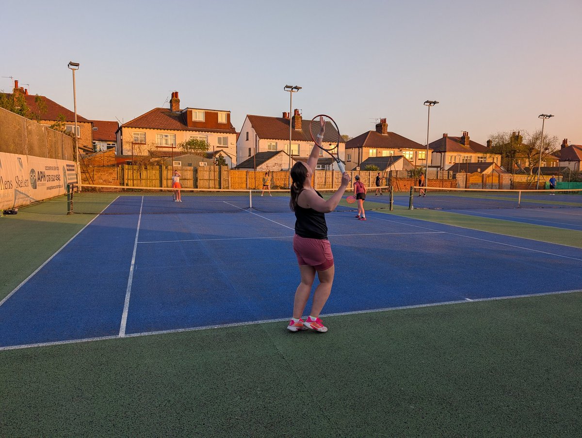 Tʜᴏʀɴᴅᴀʟᴇ Tᴇɴɴɪꜱ🎾 tweet media