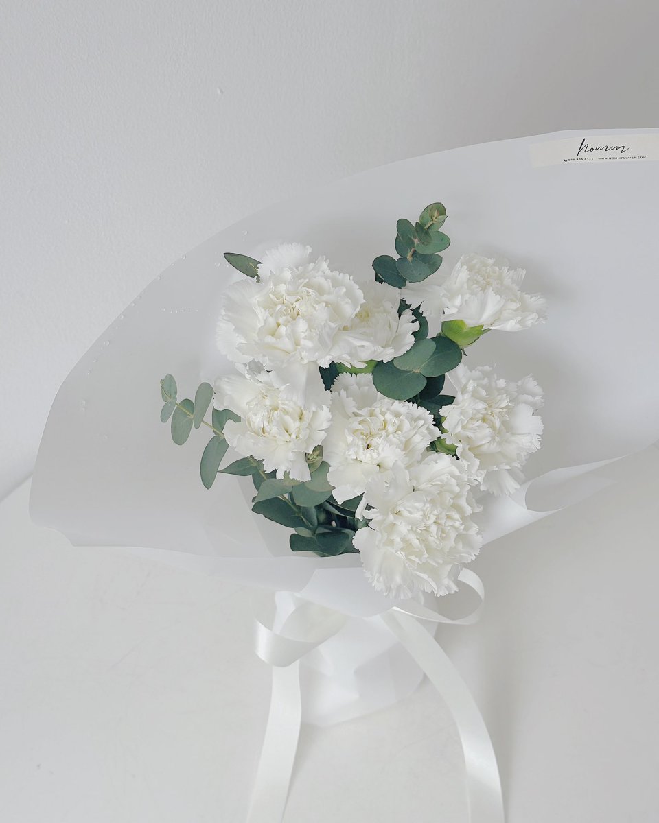 hommflower's tweet photo. For me, flowers are happiness.🤍

สนใจสั่งจองหรือสอบถามรายละเอียดเพิ่มเติมได้ที่ 098-908-6544 หรือไลน์ ID : @hommflower https://t.co/7sfwnaJL99