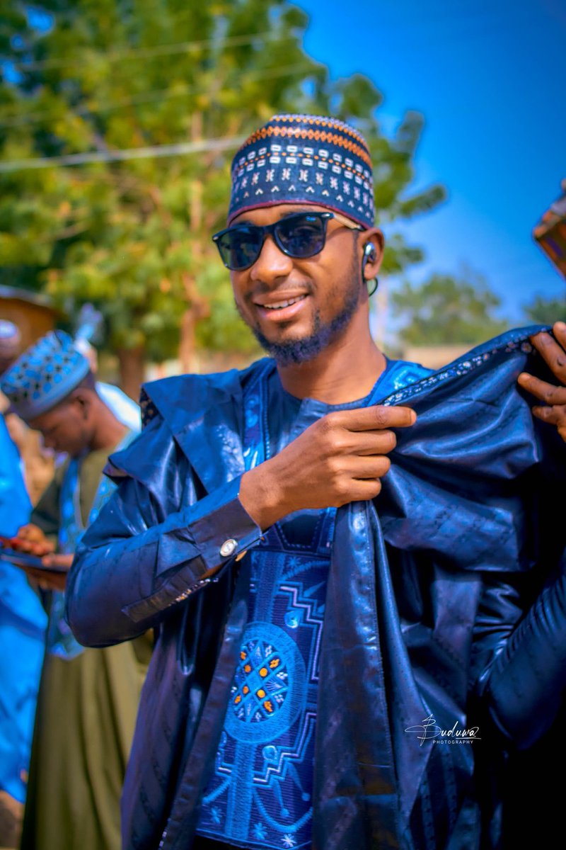 Waxeer00's tweet photo. Nima fah zanyi kyau da Aure ko?
#LCDLFAllStars
#LaCasaDeLosFamososCol2
#riyadh
#GoodMorningEveryone
#GoodMorningX #Arewa
#TwitterDown https://t.co/svRp4hEAsE