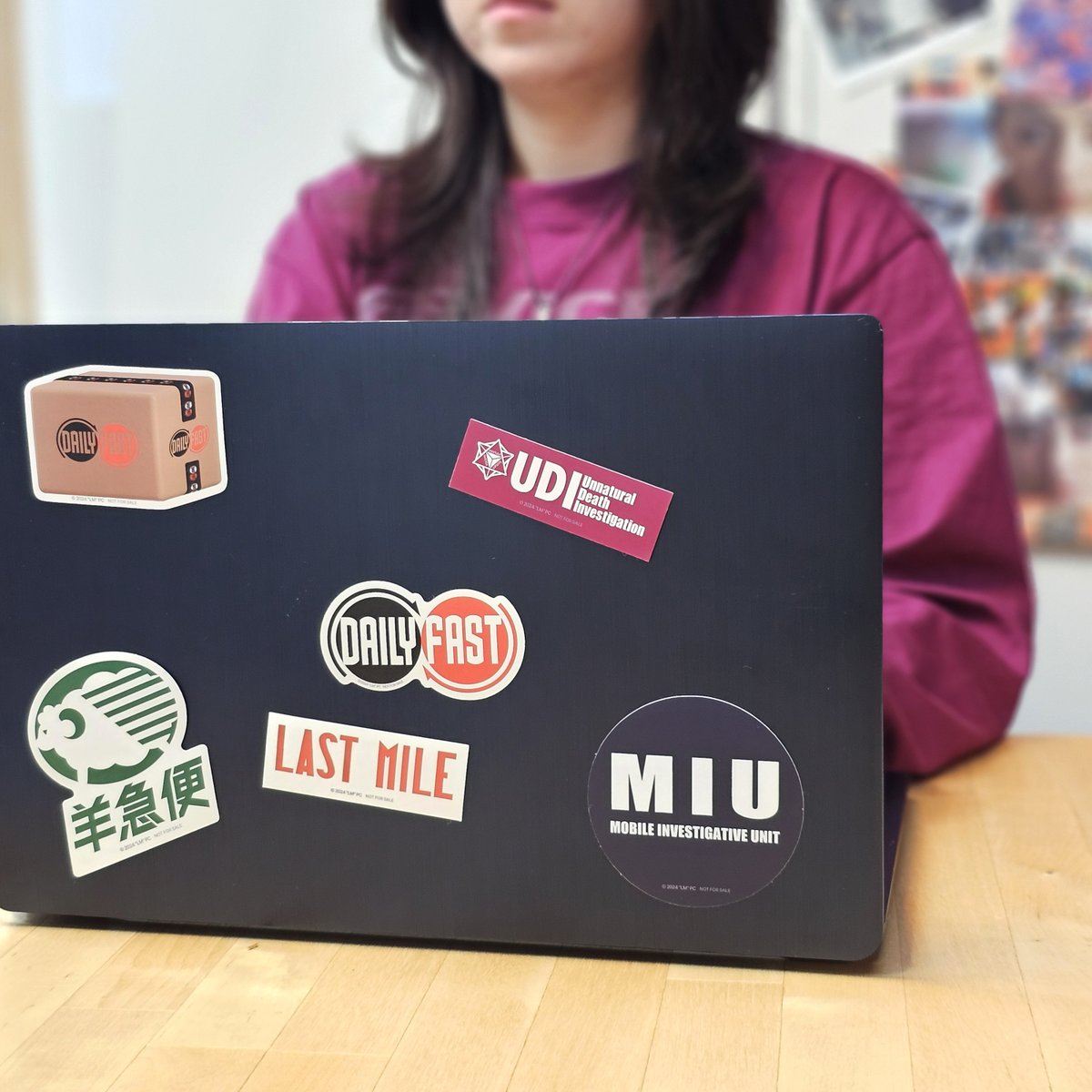 &lt;라스트 마일&gt;
개봉 3주차 주말 현장 이벤트 안내🍿

주말에도 이어지는 &lt;라스트 마일&gt;!
4/12(토)부터 메가박스에서 관람하고
소장하고 싶은 로고 6종을 모두 모은
노트북 스티커 세트 받아가세요⋆ 💻˚✿˖°

#츠카하라아유코 #노기아키코
#미츠시마히카리 #오카다마사키 #이시하라사토미
#아야노고