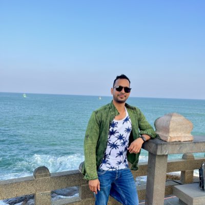 DashGurukrushna's tweet photo. #NewProfilePic https://t.co/Dcdgt4Zkph