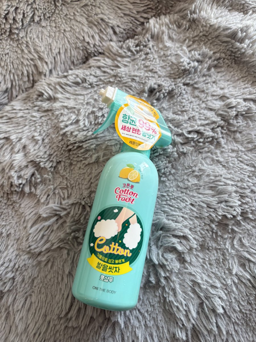 mmi___chan's tweet photo. 足裏汗かく民、蒸れ民、クサクサ民韓国行ったらオリヤンで絶対これ買ってまじいい https://t.co/XaEtRr7eY5