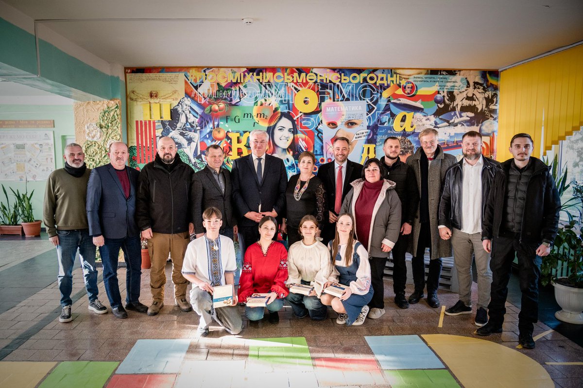 andrii_sybiha's tweet photo. I had a pleasure to continue friendly and constructive dialogue with my Belgian colleague @prevotmaxime yesterday.

During our visit to Baryshivka in Kyiv region, I thanked Belgium for the construction of a shelter at the local lyceum and the active role of the Belgian agency @Enabel_Belgium in Ukraine’s reconstruction efforts, particularly in the most war-affected regions.

We also agreed on further joint efforts to develop our bilateral cooperation, expand military and humanitarian support for Ukraine, and hold Russia accountable for its crimes on the way to a comprehensive, just and lasting peace.

Belgium has been providing comprehensive assistance to Ukraine since the very beginning of Russia’s full-scale invasion, amounting now in total to more than €2 billion. I am grateful to our Belgian partners for announcing yesterday a new defense package worth €1 billion to strengthen Ukraine and our warriors.