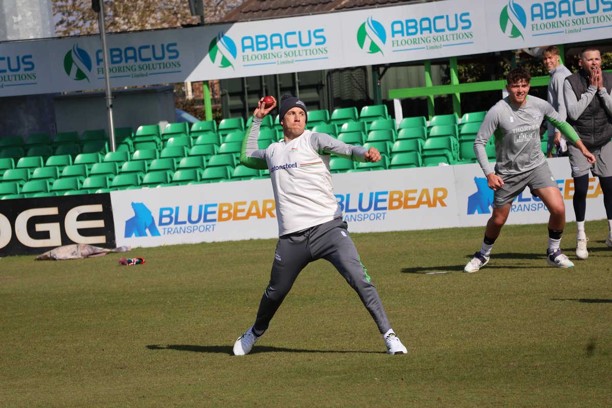 leicsccc's tweet image. 𝗜𝗻 𝘄𝗶𝘁𝗵 𝘁𝗵𝗲 𝗙𝗼𝘅𝗲𝘀. 👊

Logan&apos;s arrived and raring to go.

#Foxes🦊 | @loganvanbeek