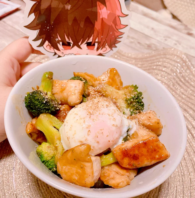 10分以内に丼!!!!!ブロッコリーと鶏肉のてりたま丼!!! 