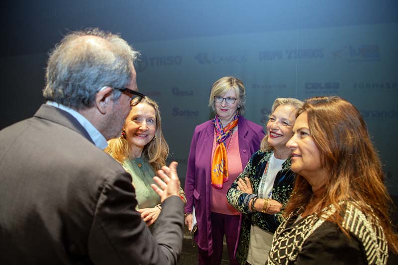 ➡️ Gómez del Río alienta a los jóvenes para atreverse “a pensar diferente y a ser unos cántabros innovadores”

👉 La consejera de Inclusión Social ha participado en la clausura de la VIII edición STEAM Talent Cantabria, organizada por la <a href="/mujerytalento/">Asociación Mujer y Talento</a>

ℹ️ bit.ly/3Gd49yg