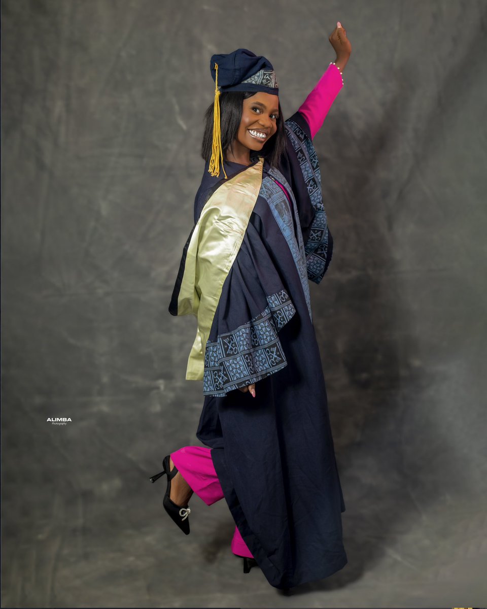 Tofunmi____'s tweet photo. God did 🍾👩🎓
Jeremiah 29:11
Today I’m a testimony of these words 🥹🥰 congratulations me 👩🎓😫🥰#lasu28thconvocation #lasu #lasuite https://t.co/dYJ2ElkpcR