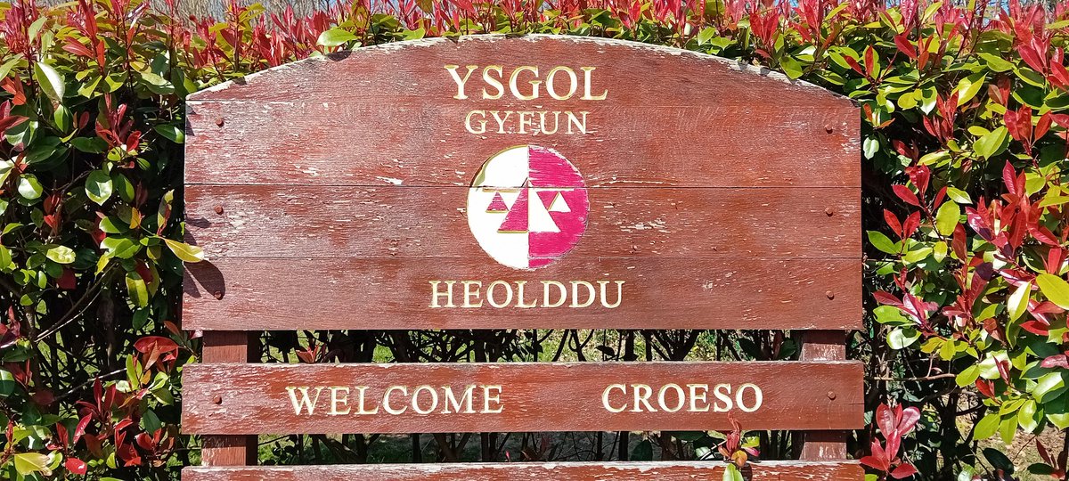 Da iawn yr8 <a href="/HeoldduCS/">Heolddu Comprehensive School</a> for a fantastic Final today. Congratulations to Growing Space 8B2 for winning the £1000 for your charity! 🤗