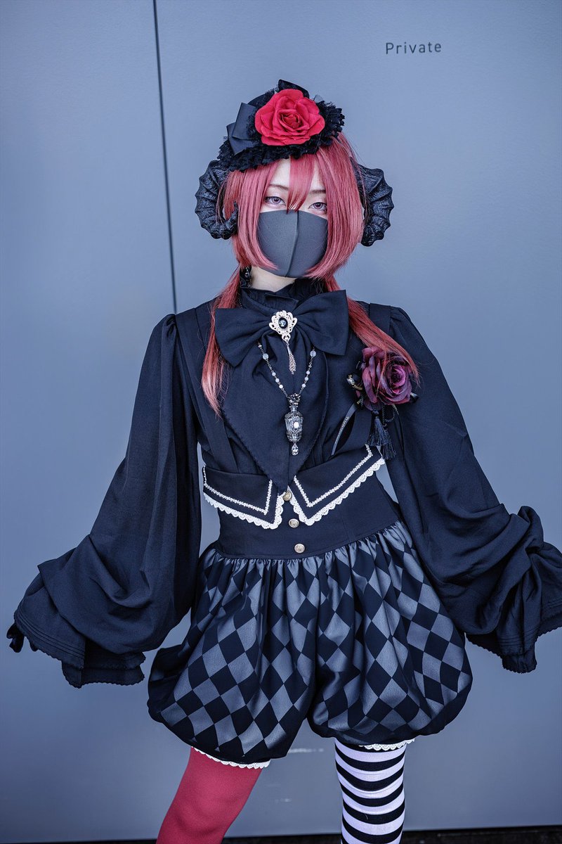 GLM12にて、WONA(<a href="/wona__/">WONA</a> )様に撮っていただきました。
ありがとうございました🐦‍⬛⚜️

 #皇子ロリィタ