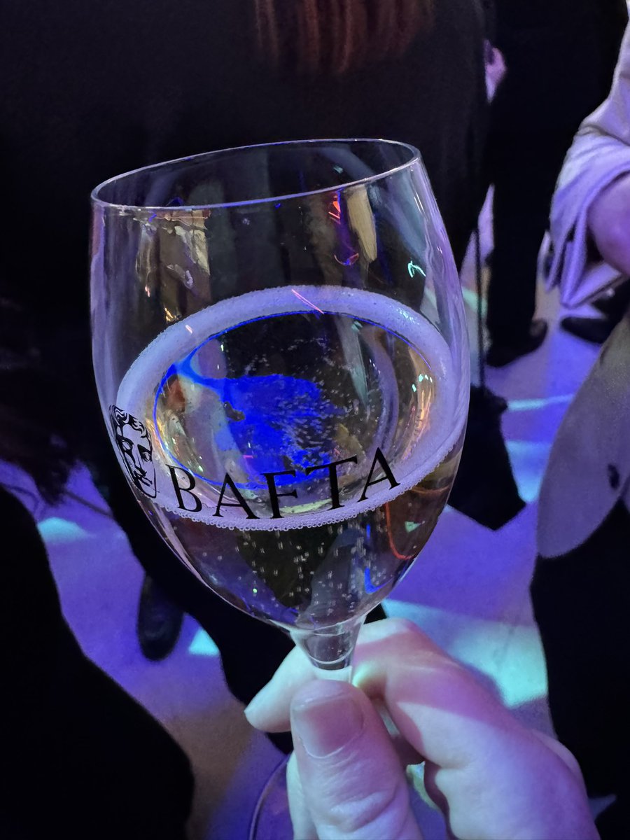 john_potter2's tweet image. Third year working on the @BAFTAGames Awards! What a joyous evening!! Good to see so much love in the room and journo friends! ❤️