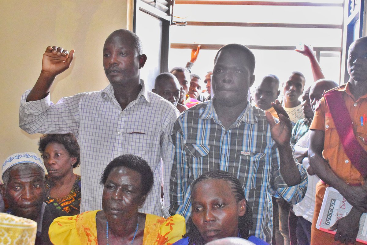 AntiGraft_SH's tweet photo. This afternoon, @AntiGraft_SH, along with @CID1_UG and @ODPPUGANDA, have arraigned a reknown land dealer in Mukono,  Kityo Seruma Green Way Edward and Kazibwe Yusufu before the Grade 1 Magistrates Court in Nakifuma on charges of forcible entry and conspiracy to commit an offence.

The accused and others still at large, between 2020 and 2023, violently entered the kibanja (land) belonging to Kamundu Martin in Nakasajja Village, Kyampisi sub-county, Mukono district and destroyed property, trees and crops with the intent of taking possession of it. 

They went ahead and conspired with one of the administrators of the land, subdivided into plots and sold it to different persons. They have been remanded until April 28, 2025.