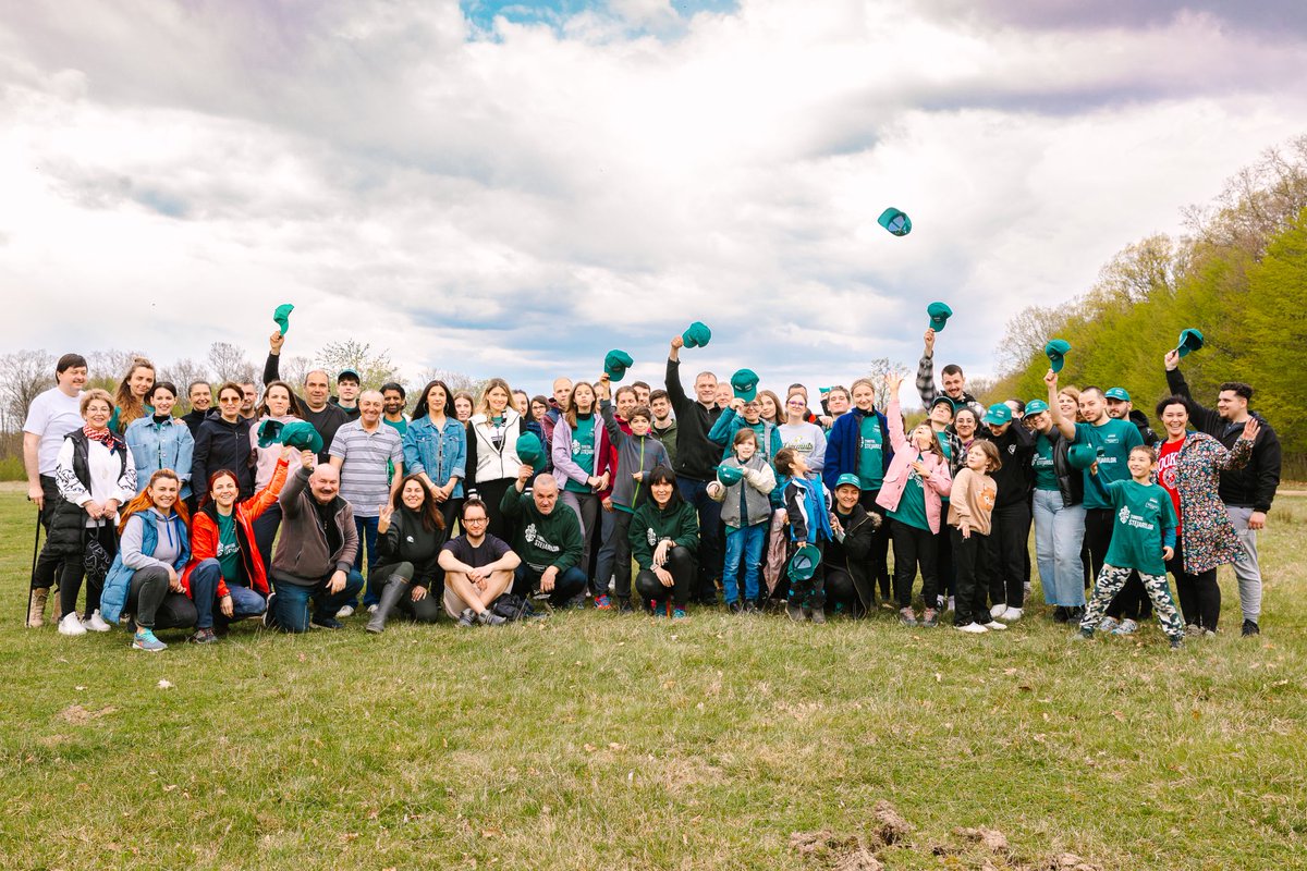 Anul acesta, KPMG sărbătorește cu mândrie 30 de ani de activitate în România. Pentru a marca această aniversare, am ales să ne implicăm activ și să plantăm stejari – un simbol al longevității și al înțelepciunii. linkedin.com/feed/update/ur…