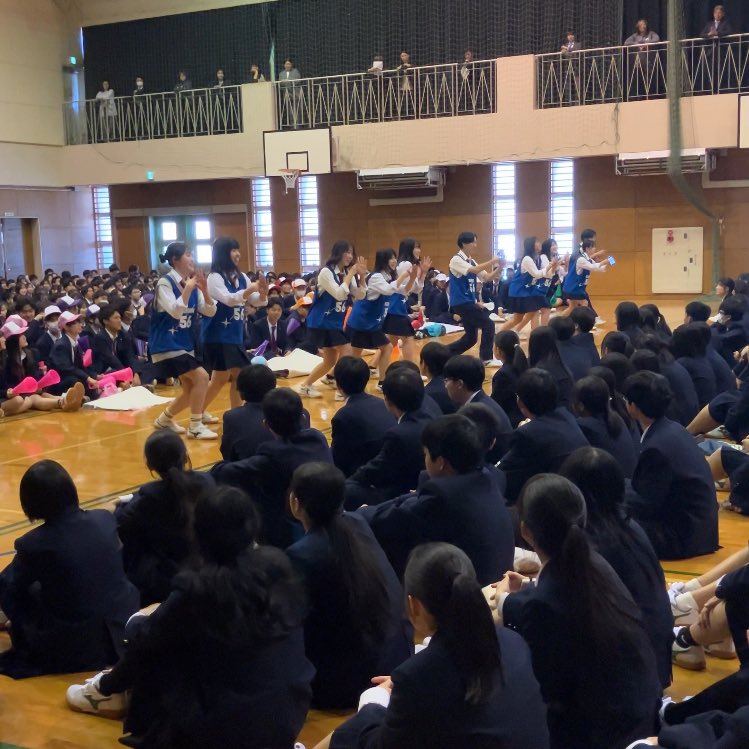 BunjiCouncil's tweet photo. 今日は新入生歓迎会がありました！
どの学年の人たちも楽しんでもらえたようで嬉しい限りです☺️
主演してくれた人たち、準備してくれた人たち、見てくれてた人たち全ての人に向けて、ありがとうございました‼️
#生徒会 #新歓 #57期 #入学おめでとう #仮入会 #来てね〜 https://t.co/McjjSaxCHz