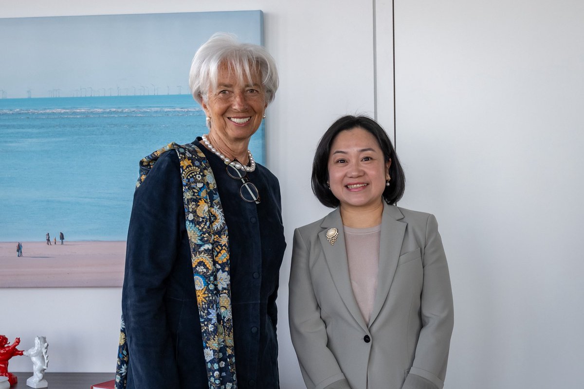 Christine Lagarde tweet media