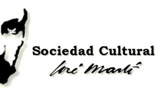 Historia1953's tweet photo. La Sociedad Cultural #JoséMartí #SCJM en #Camagüey desarrolla el Simposio de #Guáimaro a Playita, que se celebra desde el día ocho, nueve y diez de abril. En saludos a los 130 años del desembarco por Playita y los 30 de la última visita de #FidelPorSiempre en histórico lugar https://t.co/xMYXD0BVJ9