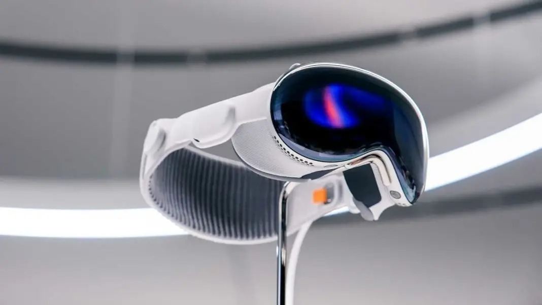 CeotechI's tweet photo. Apple Vision Pro 2: produzione iniziata e arrivo nel 2025
#Apple #AppleVisionPro2 #Indiscrezioni #iOS19 #Lancio #Notizie #Novità #Produzione #RealtàMista #RealtàVirtuale #Rumors #TechNews #Tecnologia #VisionPro #VisionPro2 #VisoreXR #WWDC2025 #XR
https://t.co/bqbHfoRWNV https://t.co/8Qw7lQCiRs