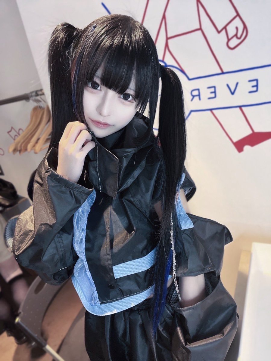 PanyaMelt's tweet image. 重装戦闘型電脳装備アイドル🕋へ進化♻️
▶︎新衣装🛜ver4.0(プロトタイプ版)

#DFES  #ネオトラ
#NEOTOKYOTRIBE