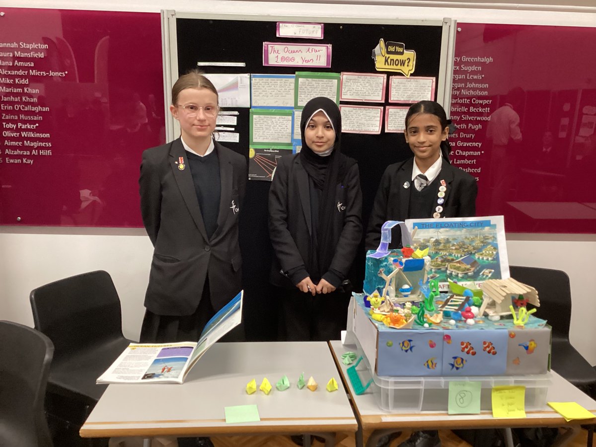 CheadleHulmeHS's tweet photo. 🥼🧪| Science Fair

We had a successful science fair with 12 projects on the theme of “Adapt and Change”.  Students put lots of effort into preparing their projects since January and we were astounded by the quality on display this year.

Read more:
https://t.co/tx5S6QIi0L https://t.co/xQIAVlo9Ri