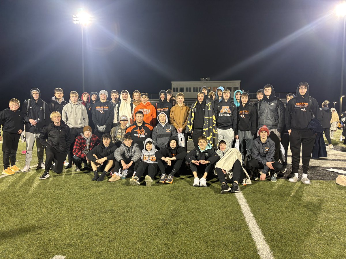 Dave Aamodt Team Champs.  First home meet since 2019.  Great effort by all.