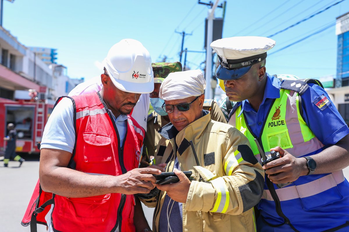 Mahmoud Noor - Mentor (@mahmoudnoor03) on Twitter photo <a href="/krcs_mombasa/">Krcs_Mombasa</a> Always there supporting the controlled demolition at Kilifi corner #humanitaires #Mombasa <a href="/krcs_mombasa/">Krcs_Mombasa</a> Always there supporting the controlled demolition at Kilifi corner #humanitaires #Mombasa