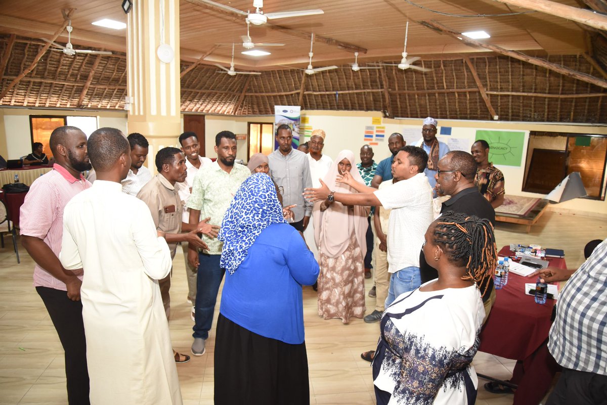 SupkemG's tweet photo. Day 2 of SUPKEM’s Peace & Climate Change Advocacy Forum is in full swing! Powerful sessions on capacity building, stakeholder engagement & sustainable solutions. Stronger together for a peaceful, climate-resilient future.
#SUPKEM #PeaceAndClimate #Day2 https://t.co/FxyECE430Y