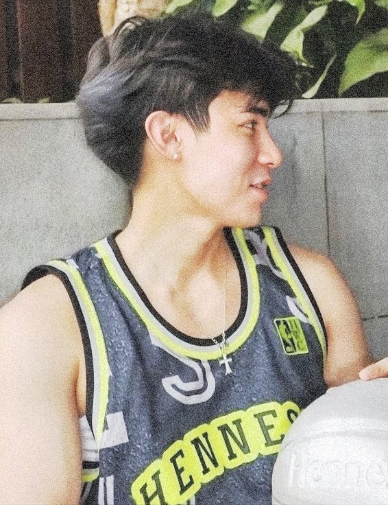 mikbrent's tweet photo. retweet this if you're tweeting with us.

BRENTMIKAbag LANG PALA https://t.co/YUl4o7v1ck