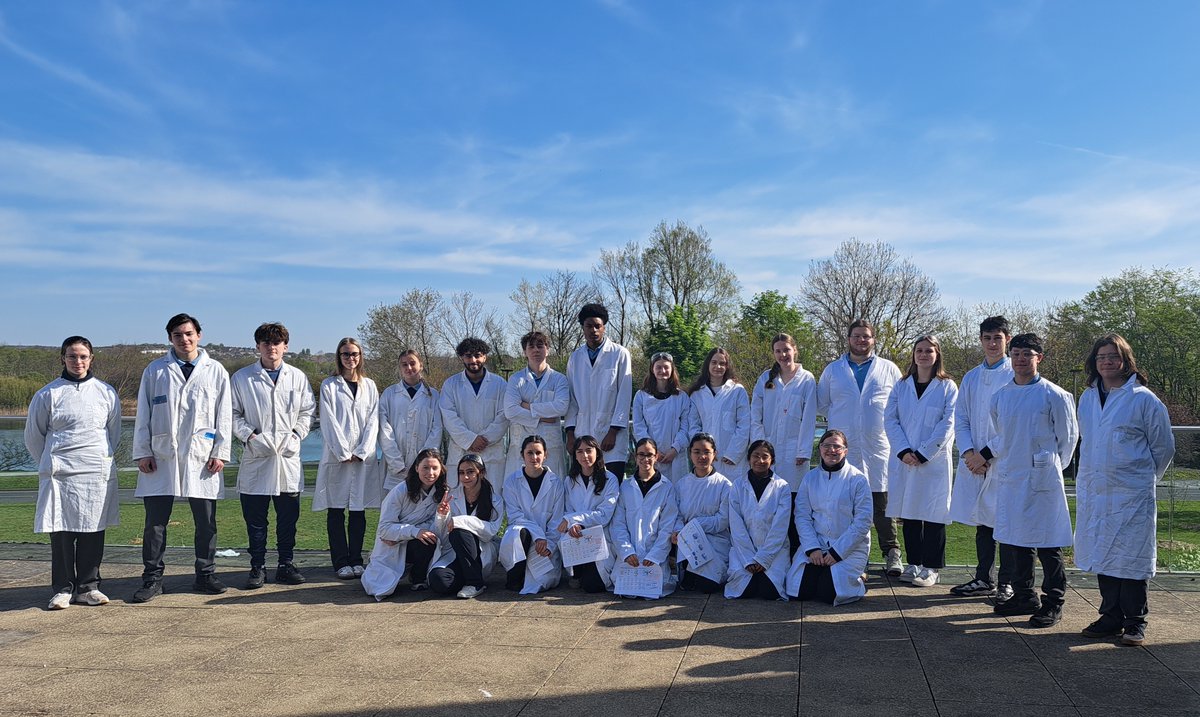Coláiste Éinde (@colaiste_einde) on Twitter photo 5th Years visited the School of Biological & Chemical Sciences <a href="/uniofgalway/">Ollscoil na Gaillimhe | University of Galway</a> for: tours of research clusters, discussions about instrumentation, talks from postgrads, experience with Infrared Spectroscopy & a 'chilly' liquid nitrogen demo. Thanks to <a href="/KitchenChemists/">KitchenChemistry University of Galway</a> & <a href="/sbcsgalway/">School of Biological and Chemical Sciences</a> 5th Years visited the School of Biological & Chemical Sciences <a href="/uniofgalway/">Ollscoil na Gaillimhe | University of Galway</a> for: tours of research clusters, discussions about instrumentation, talks from postgrads, experience with Infrared Spectroscopy & a 'chilly' liquid nitrogen demo. Thanks to <a href="/KitchenChemists/">KitchenChemistry University of Galway</a> & <a href="/sbcsgalway/">School of Biological and Chemical Sciences</a>