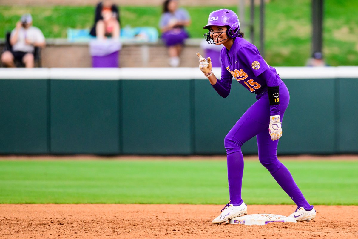 Midweek Action

🆚 Louisiana Tech
📍 Tiger Park
🕕 6 p.m. CT
📺 SECN+
💻 lsul.su/3FY9fi5
📻 lsusports.net/audio/
📊 lsustats.com
🎟 lsul.su/4h6otzd

#Volume33
