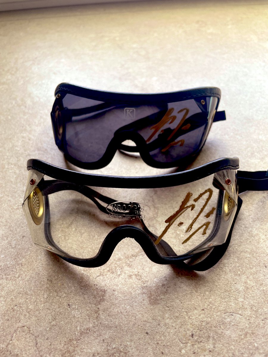 チャリティオークション出品物紹介】 吉原寛人騎手のサイン入り未使用