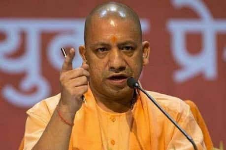 सोशल मीडिया पर एक वीडियो वायरल है जिसमें कांग्रेस के वरिष्ठ नेता जयराम रमेश आरोप लगा रहे हैं,

योगी आदित्यनाथ जी ने 2014 में आरक्षण के खिलाफ एक लेख लिखा था जिसमें उन्होंने आरक्षण को : निकम्मा बनाने वाला आरक्षण और विभाजनकारी राजनीति वाला आरक्षण बताया था.

यह लेख योगी आदित्यनाथ जी
