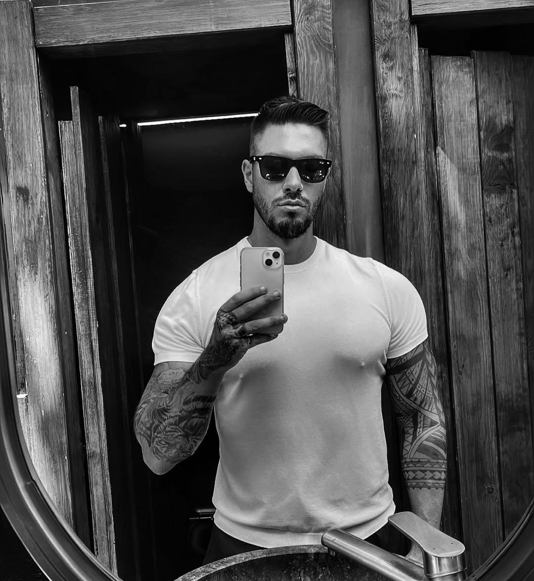 All about the shades.