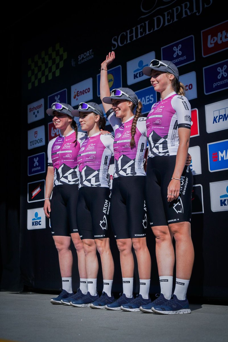 MAT_ATOM_Team's tweet photo. 👋👋👋
@Scheldeprijs 

#2BTeam
#Scheldeprijs 
#SP25 https://t.co/5nxajAMmar